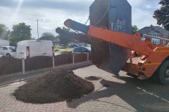 smaller-quantity-of-topsoil-delivered-by-skip-lorry